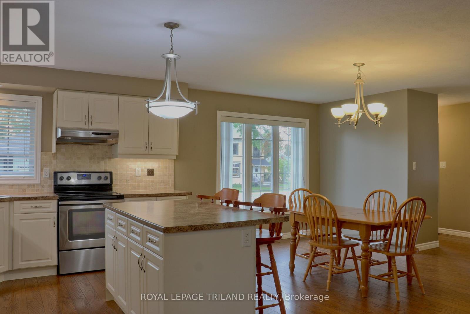 1052 Bay Street, Norfolk (Port Rowan), Ontario  N0E 1M0 - Photo 6 - X9253808