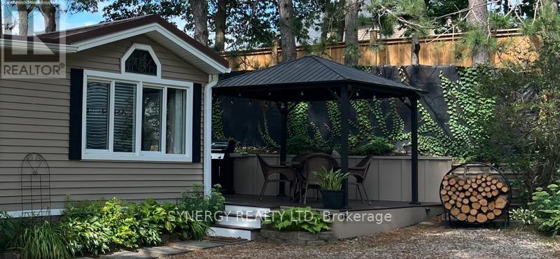24749 Park Street, Strathroy-Caradoc (Sw), Ontario  N7G 3H5 - Photo 27 - X9262388