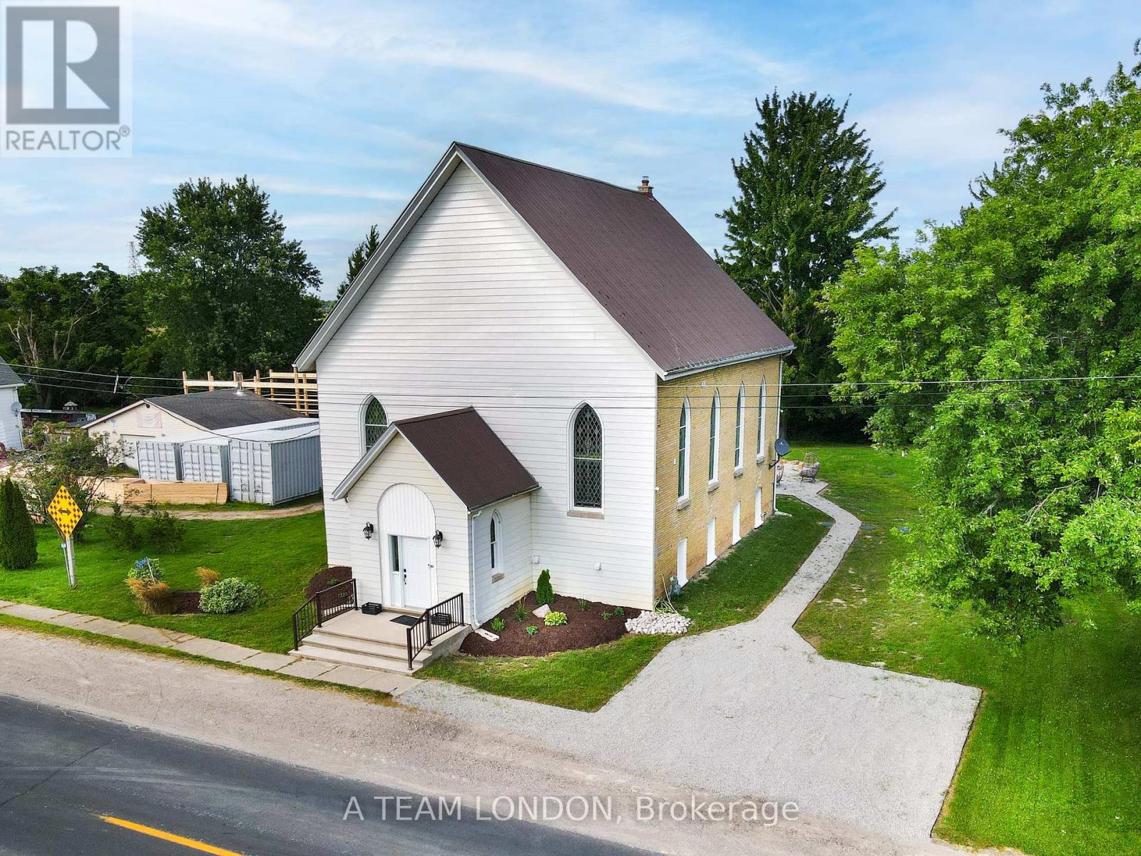 10096 Iona Road, Southwold (Iona Station), Ontario  N0L 1P0 - Photo 2 - X9263475