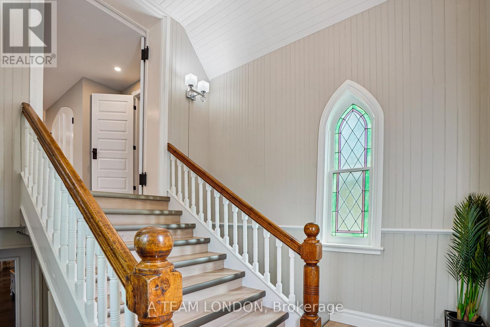 10096 Iona Road, Southwold (Iona Station), Ontario  N0L 1P0 - Photo 4 - X9263475