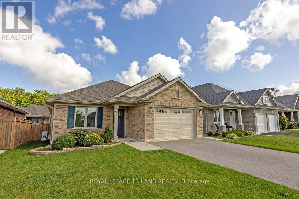 44 Foxtail Lane, St. Thomas, Ontario  N5R 0J3 - Photo 2 - X9263781