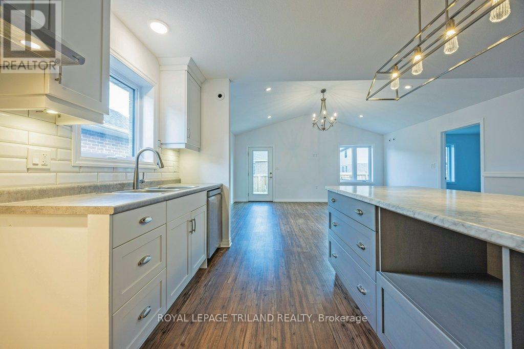 44 Foxtail Lane, St. Thomas, Ontario  N5R 0J3 - Photo 8 - X9263781