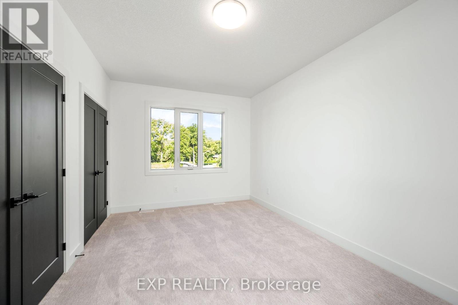 209 Merritt Court, North Middlesex (Parkhill), Ontario  N0M 2K0 - Photo 25 - X9270116