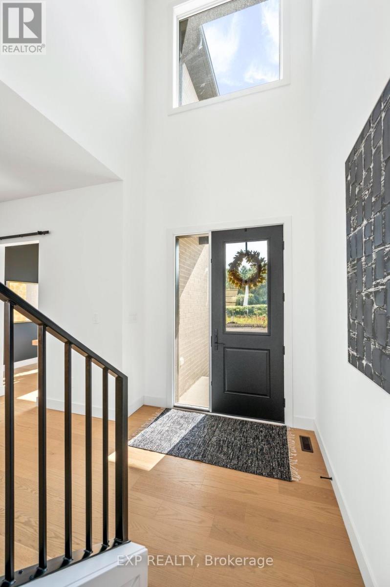 209 Merritt Court, North Middlesex (Parkhill), Ontario  N0M 2K0 - Photo 31 - X9270116