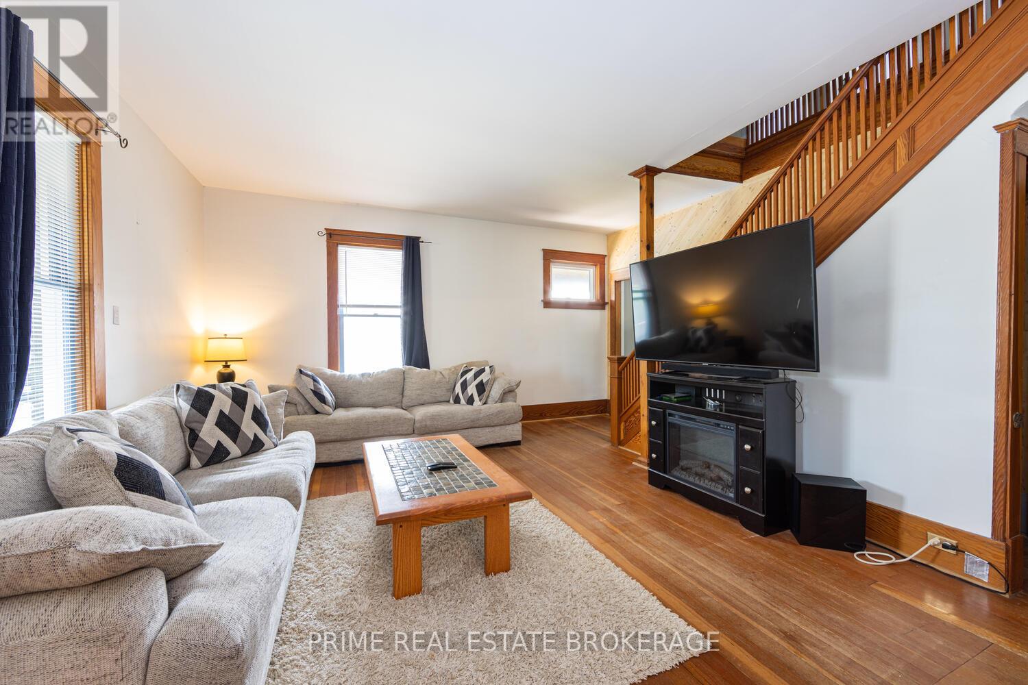 22461 Dundonald Road, Southwest Middlesex (Glencoe), Ontario  N0L 1M0 - Photo 4 - X9271450