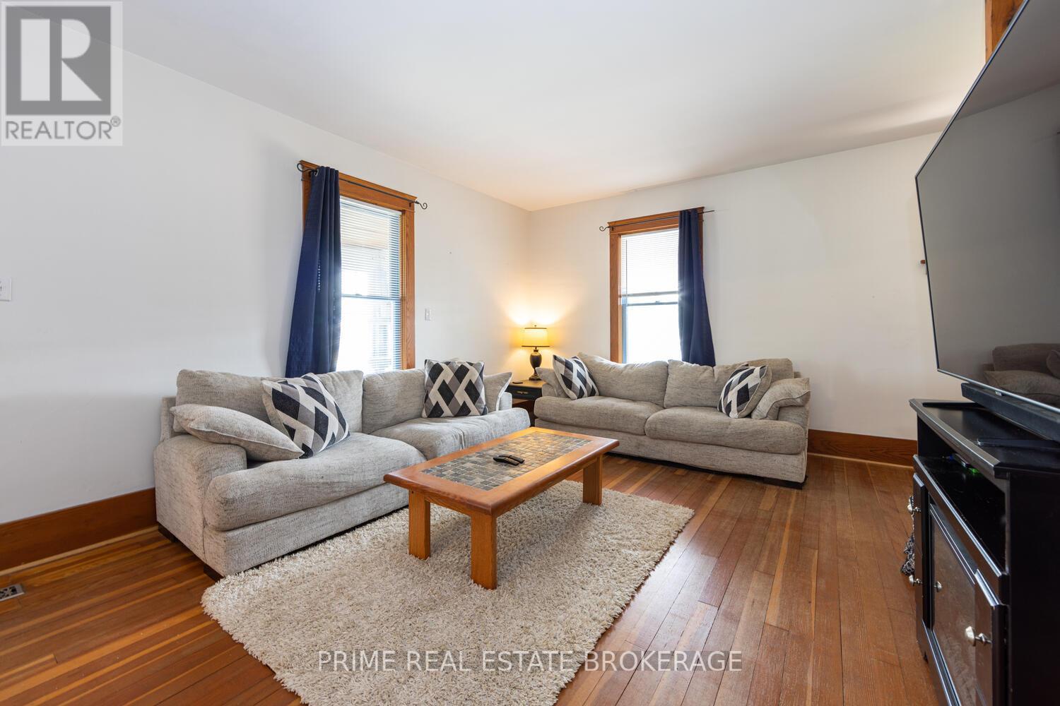 22461 Dundonald Road, Southwest Middlesex (Glencoe), Ontario  N0L 1M0 - Photo 5 - X9271450