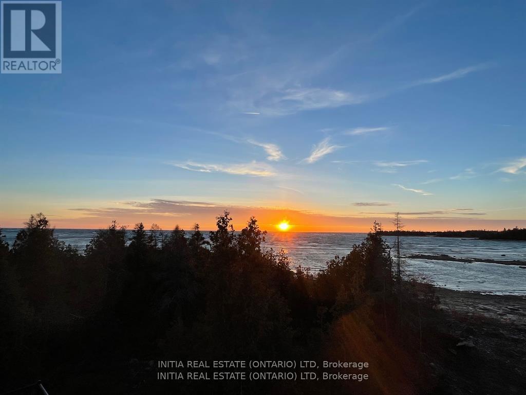7 Bass Road, Northern Bruce Peninsula, Ontario  N0H 1Z0 - Photo 2 - X9282196