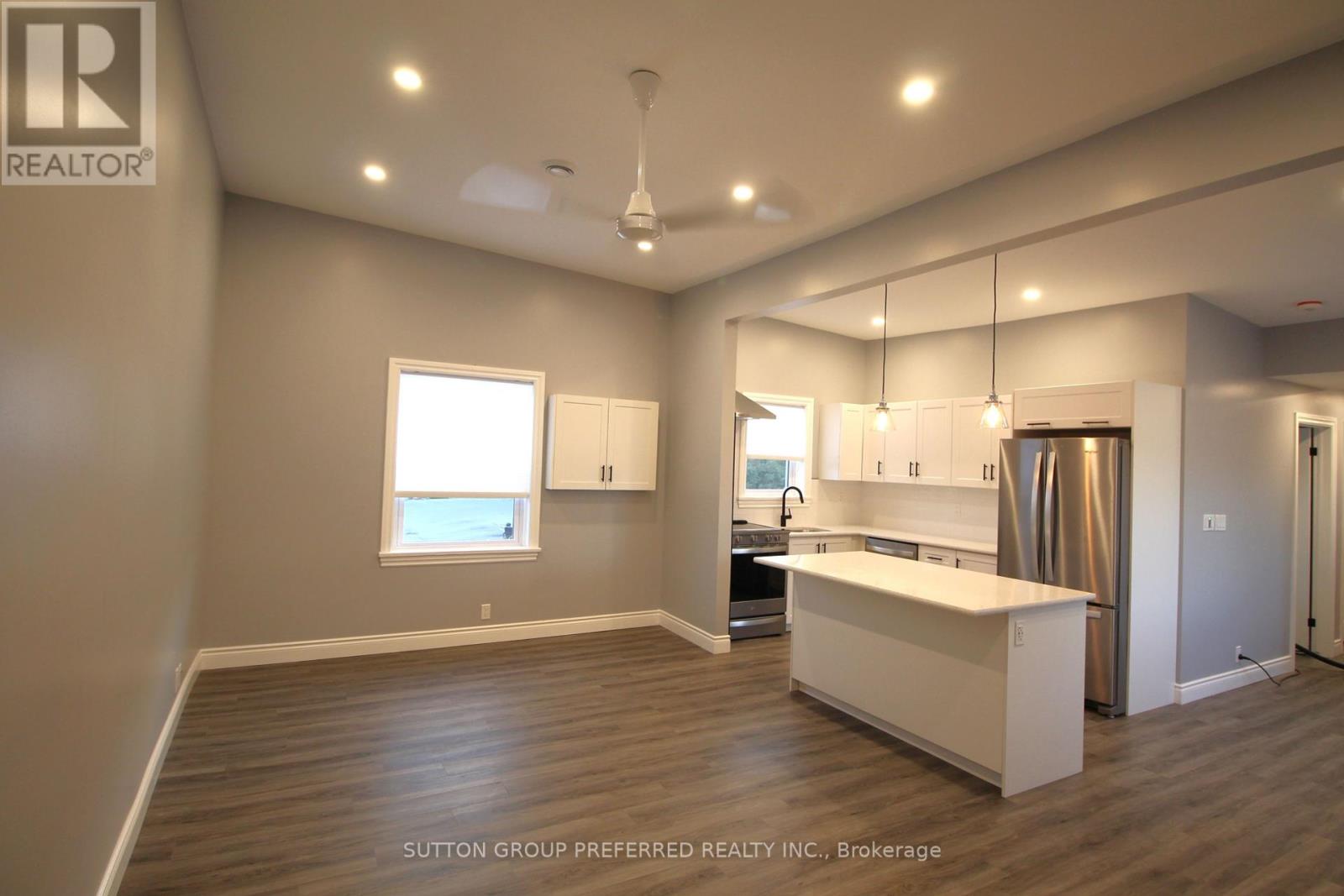 Upper - 1890 Dundas Street E, London, Ontario  N5W 3G4 - Photo 4 - X9295244