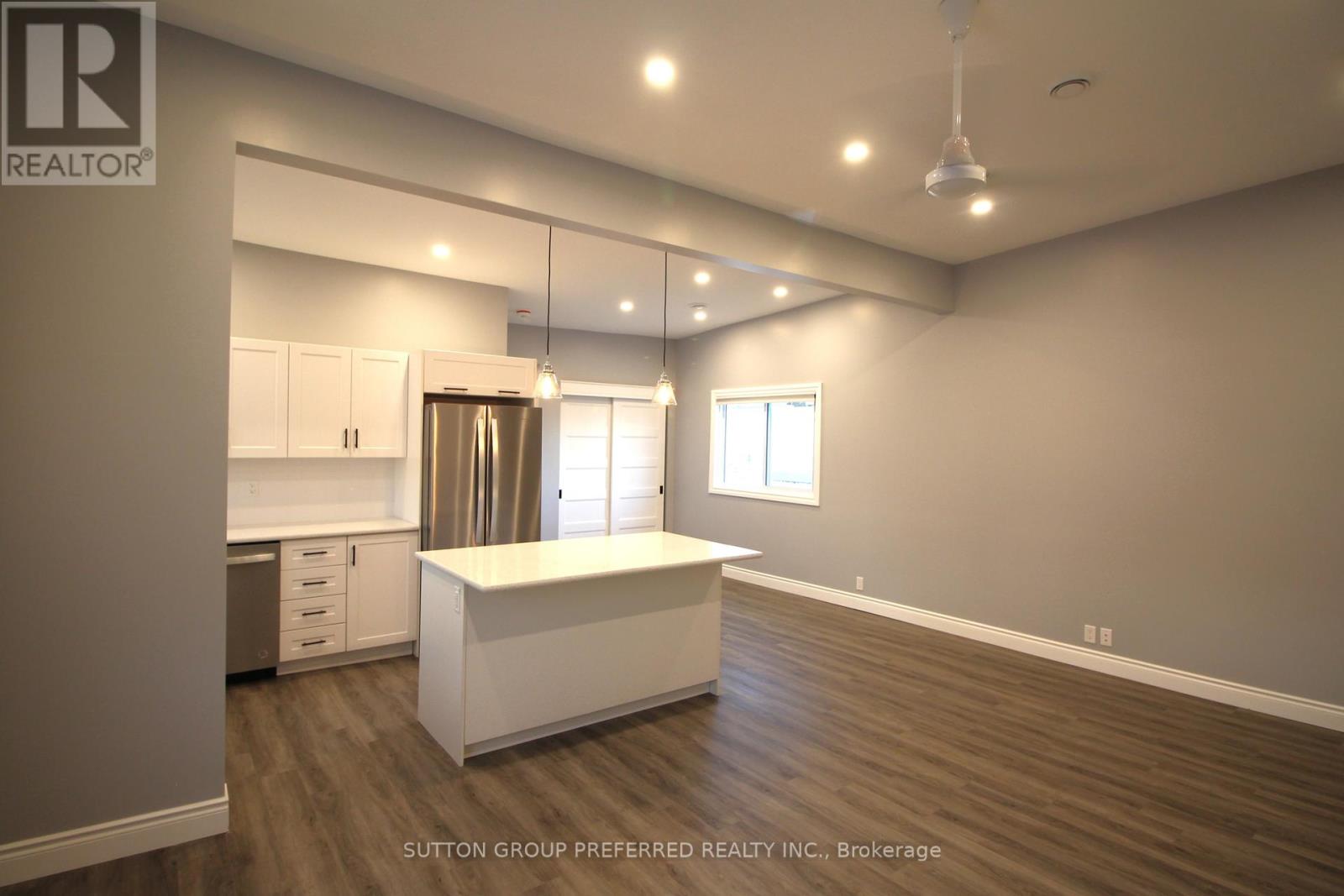 Upper - 1890 Dundas Street E, London, Ontario  N5W 3G4 - Photo 5 - X9295244