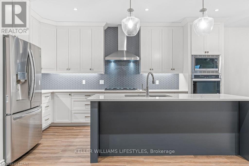 112 Leneve Street, Lambton Shores (Forest), Ontario  N0N 1J0 - Photo 15 - X9295322