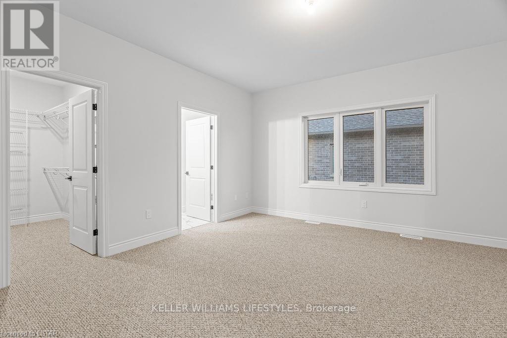 112 Leneve Street, Lambton Shores (Forest), Ontario  N0N 1J0 - Photo 21 - X9295322