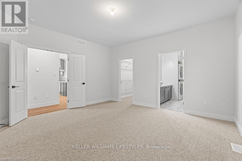 112 Leneve Street, Lambton Shores (Forest), Ontario  N0N 1J0 - Photo 23 - X9295322