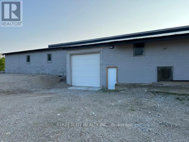 140 Elizabeth Street, Lambton Shores (Thedford), Ontario  N0M 2N0 - Photo 20 - X9348765