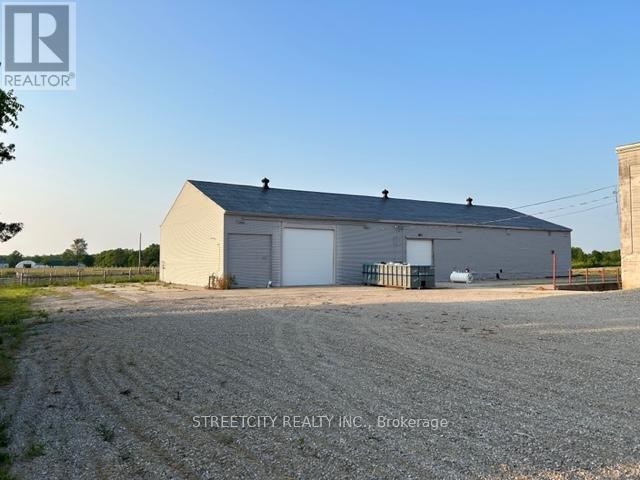 140 Elizabeth Street, Lambton Shores (Thedford), Ontario  N0M 2N0 - Photo 29 - X9348765