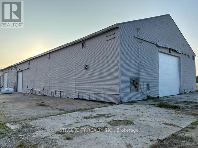 140 Elizabeth Street, Lambton Shores (Thedford), Ontario  N0M 2N0 - Photo 31 - X9348765