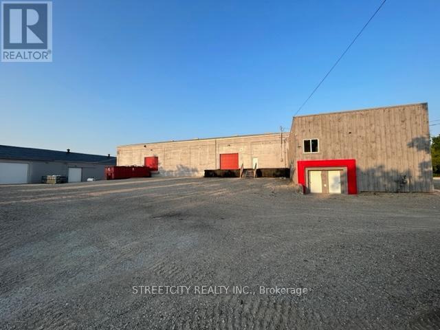 140 Elizabeth Street, Lambton Shores (Thedford), Ontario  N0M 2N0 - Photo 32 - X9348765