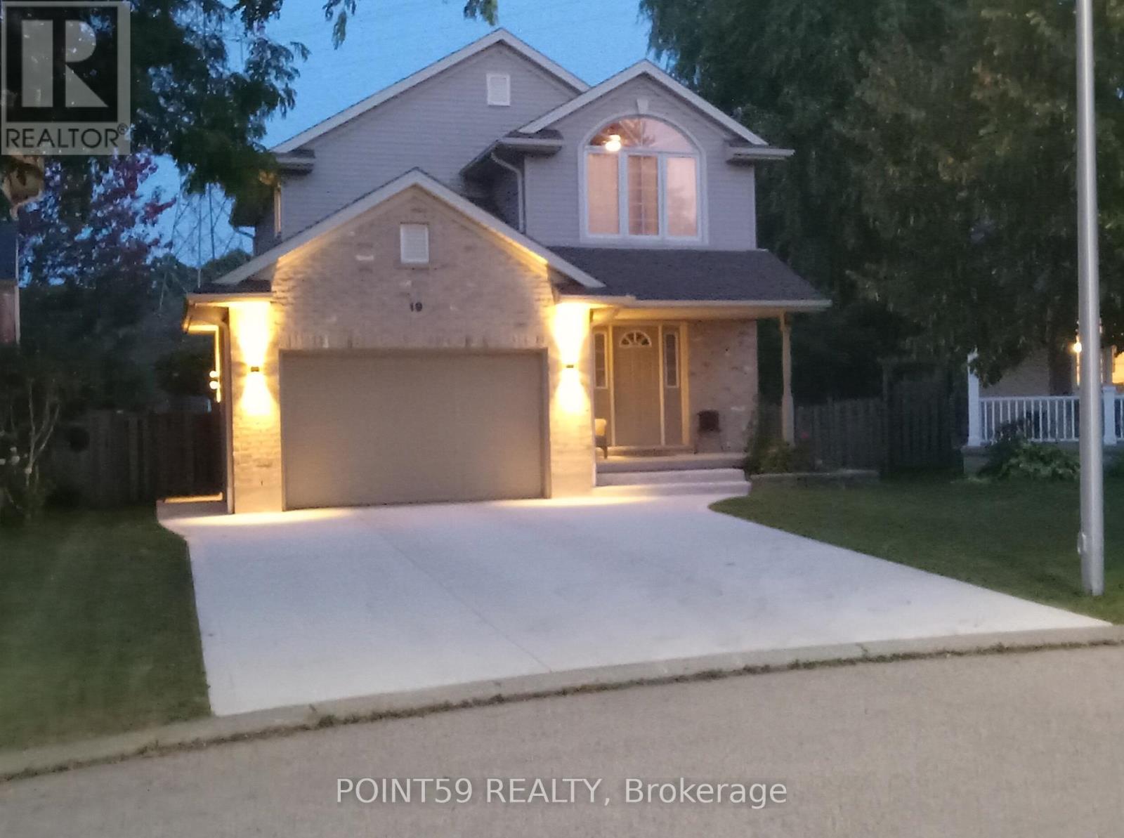 19 Linden Lane, St. Thomas, Ontario  N5P 4M4 - Photo 2 - X9351714