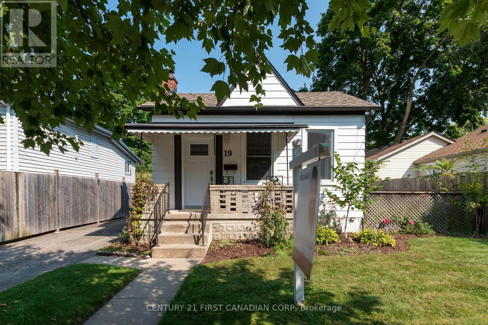 19 Empress Avenue, London, Ontario  N6H 1M6 - Photo 2 - X9352242