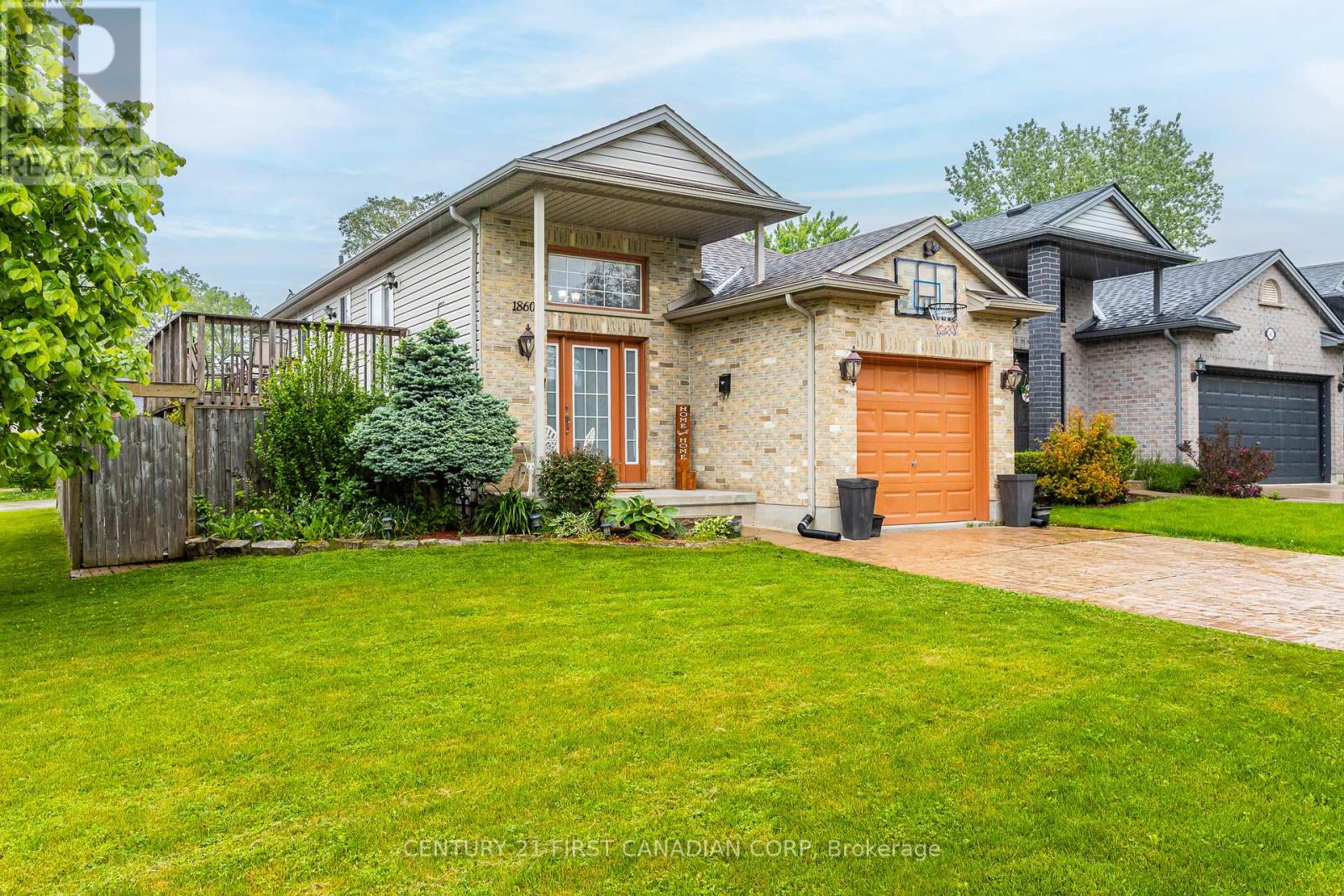 1860 Marconi Boulevard, London, Ontario  N5V 4Y3 - Photo 2 - X9353128