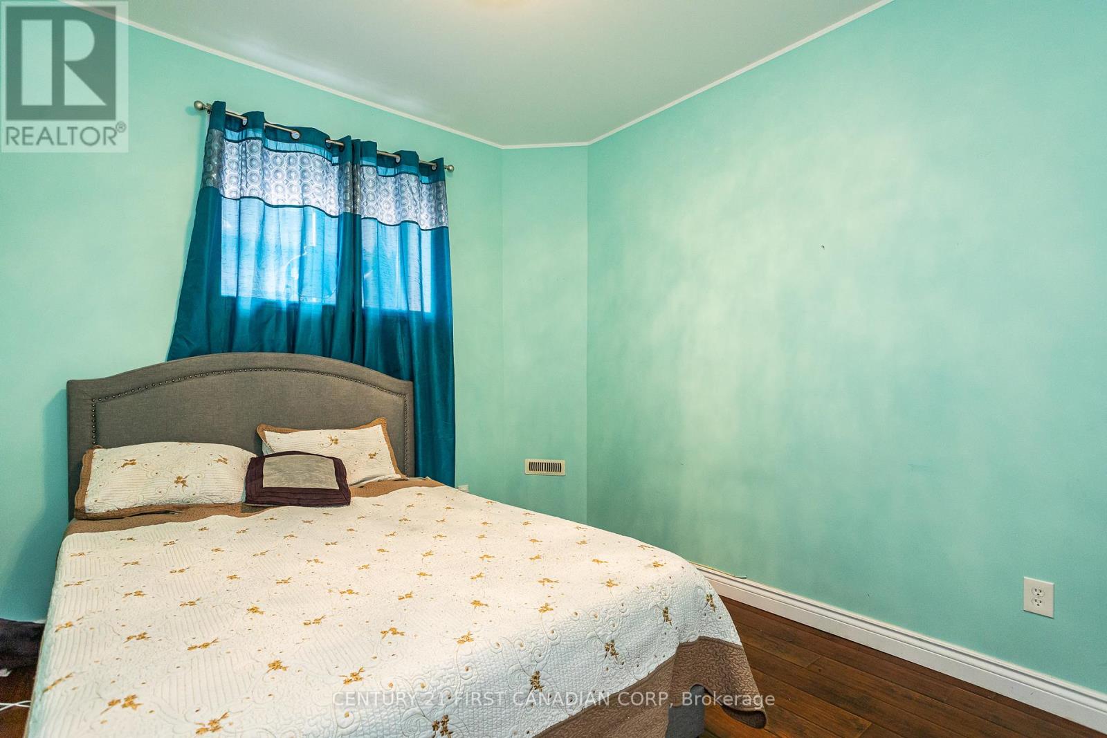 1860 Marconi Boulevard, London, Ontario  N5V 4Y3 - Photo 25 - X9353128