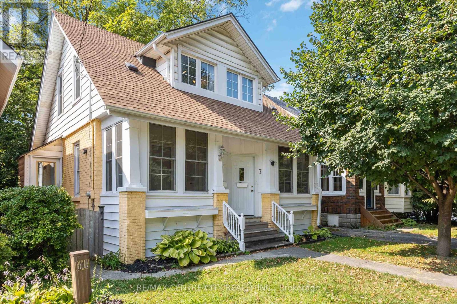 7 CARFRAE CRESCENT, london, Ontario