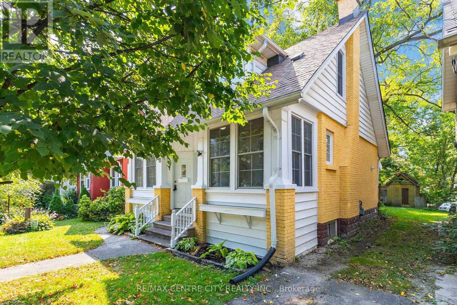 7 Carfrae Crescent, London, Ontario  N6C 4A8 - Photo 2 - X9353195