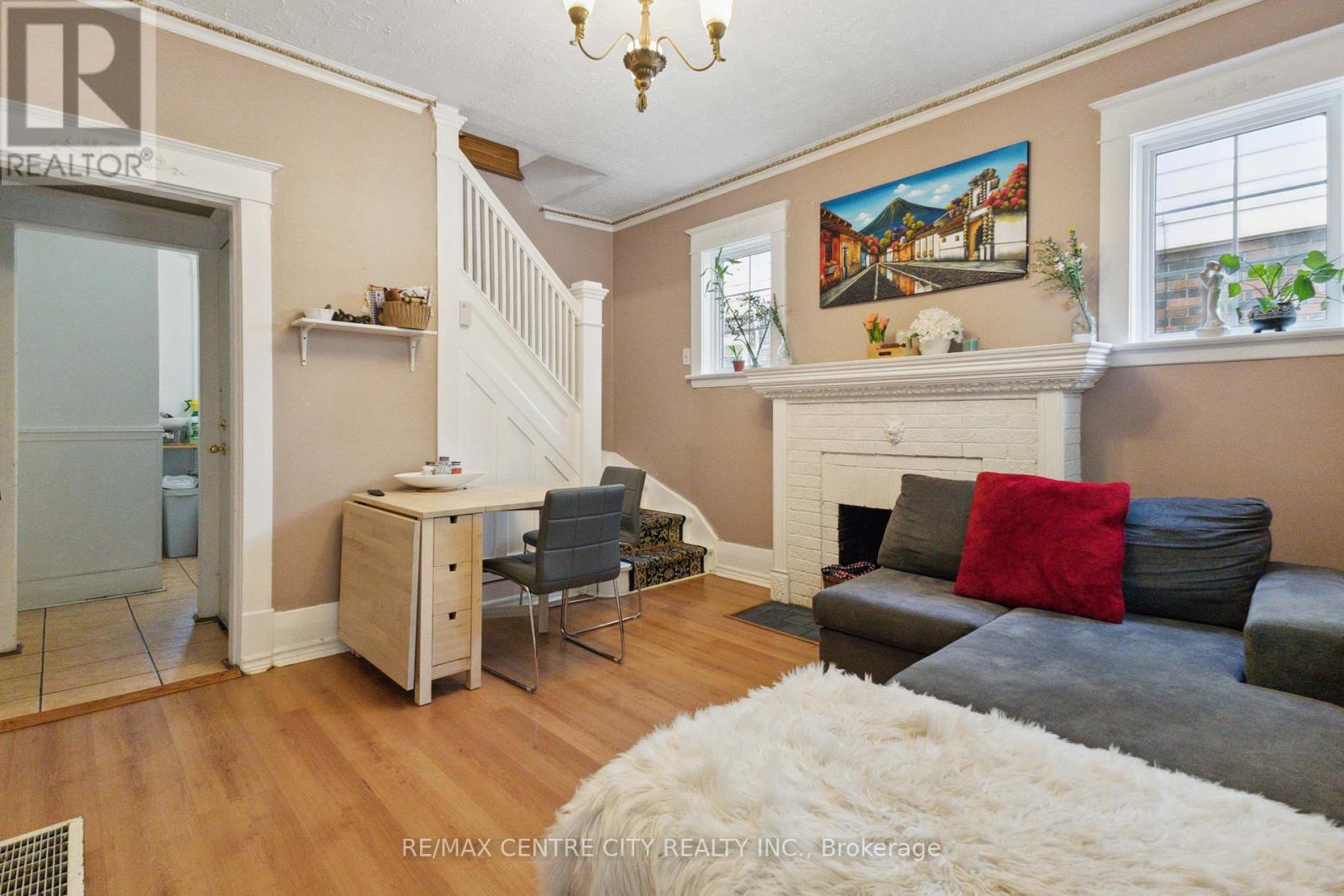 7 Carfrae Crescent, London, Ontario  N6C 4A8 - Photo 4 - X9353195
