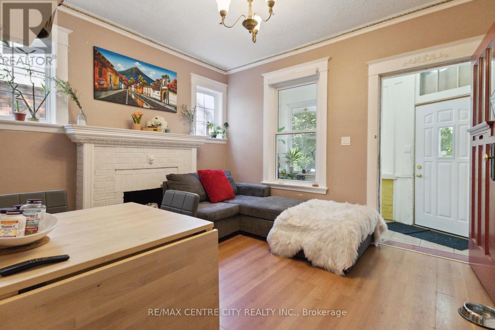 7 Carfrae Crescent, London, Ontario  N6C 4A8 - Photo 5 - X9353195