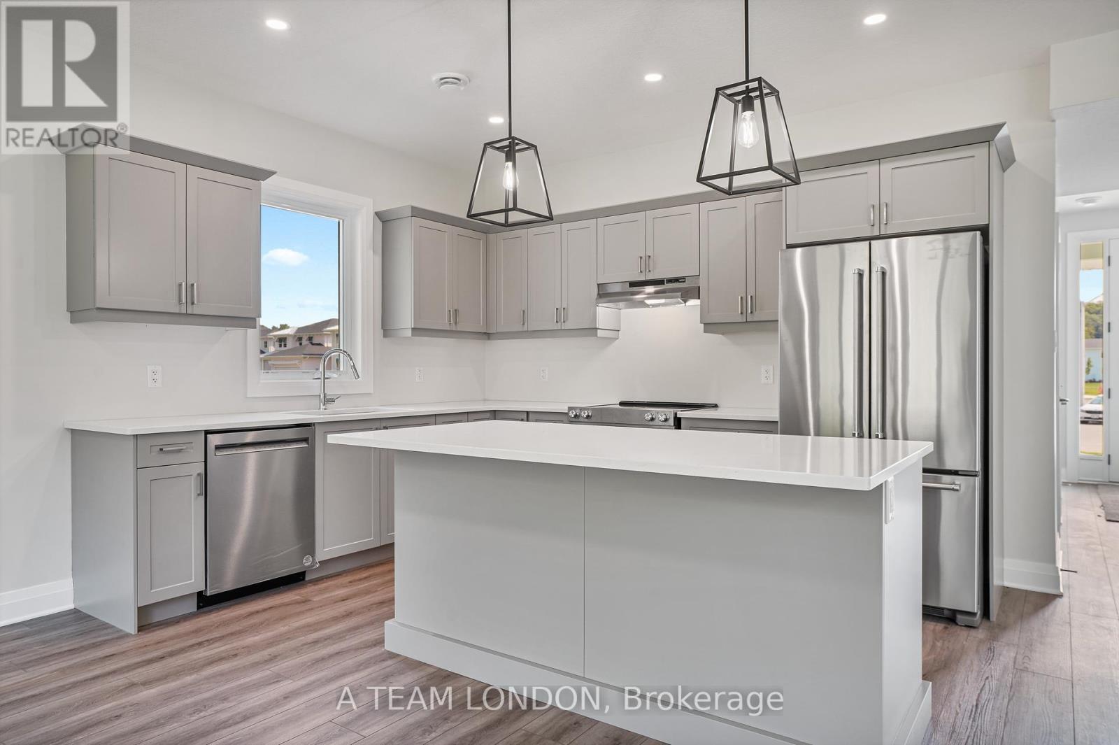 72 The Promenade, Central Elgin (Port Stanley), Ontario  N5L 1C5 - Photo 11 - X9354433
