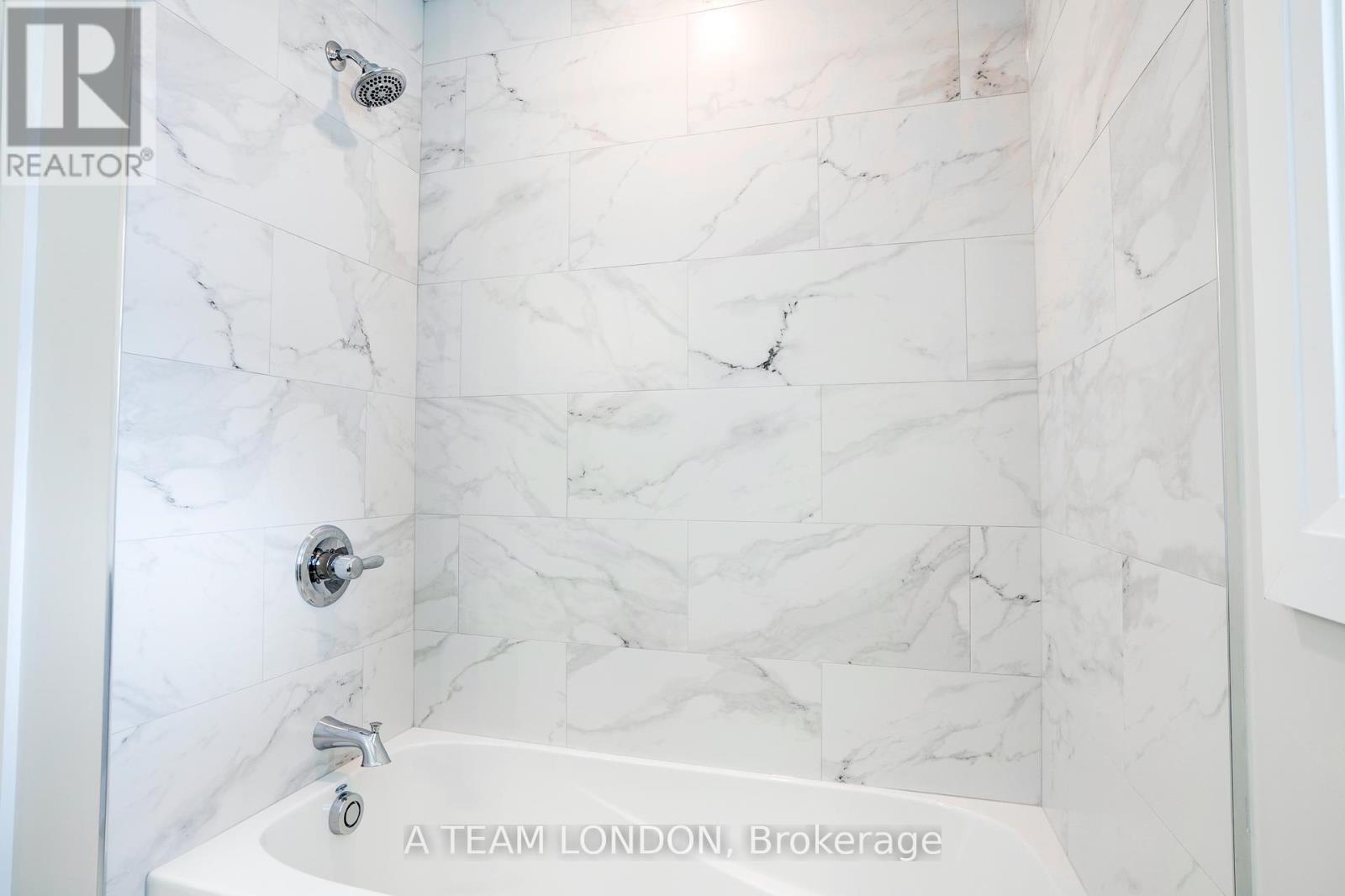 72 The Promenade, Central Elgin (Port Stanley), Ontario  N5L 1C5 - Photo 23 - X9354433