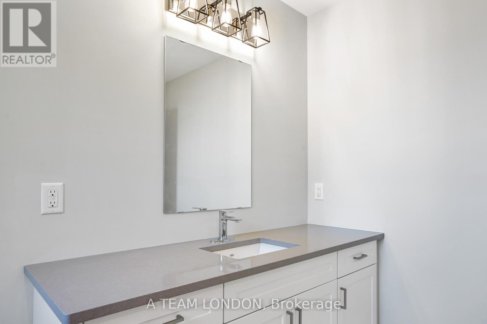 72 The Promenade, Central Elgin (Port Stanley), Ontario  N5L 1C5 - Photo 30 - X9354433