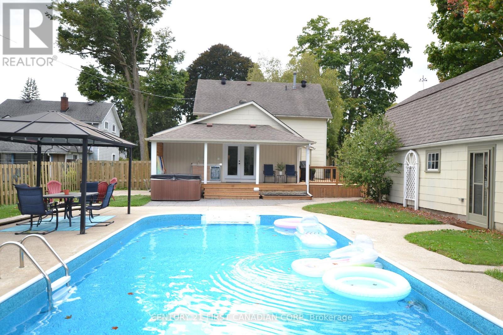 294 Broadway Street, Tillsonburg, Ontario  N4G 3R7 - Photo 29 - X9368885