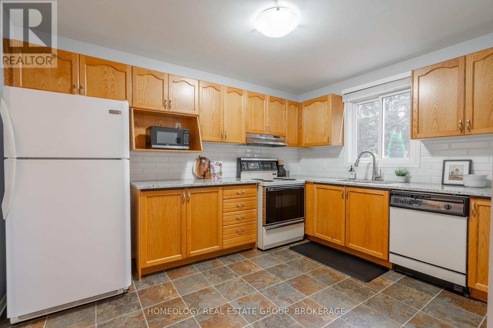 191 Martinet Avenue, London, Ontario  N5V 4K3 - Photo 10 - X9370695