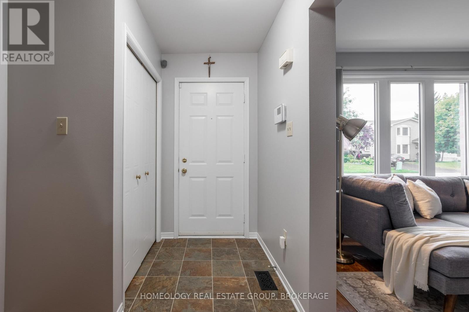 191 Martinet Avenue, London, Ontario  N5V 4K3 - Photo 2 - X9370695