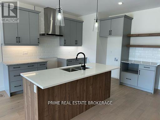 50 - 12 Coastal Crescent, Lambton Shores (Grand Bend), Ontario  N0M 1T0 - Photo 11 - X9372214