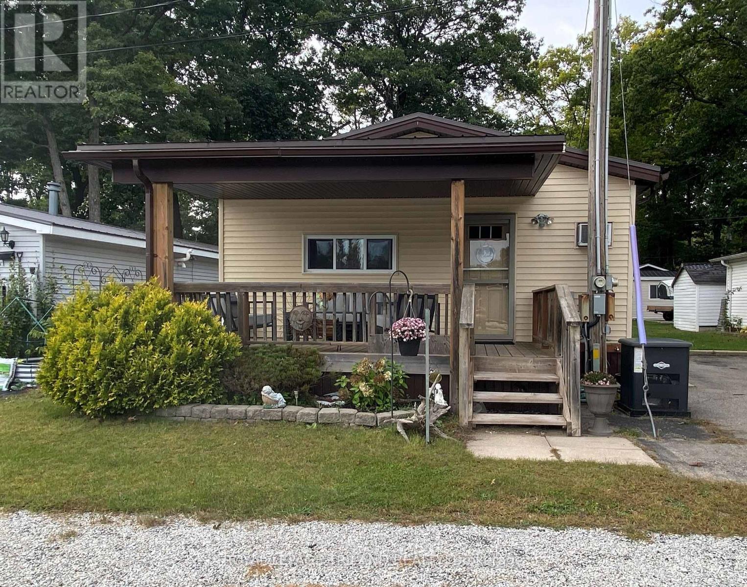 2 - 9951 NORTHVILLE CRESCENT, lambton shores, Ontario