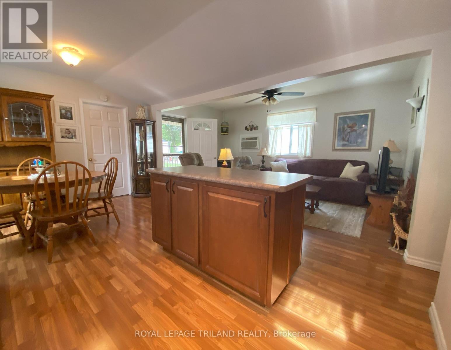 2 - 9951 Northville Crescent, Lambton Shores, Ontario  N0M 2N0 - Photo 10 - X9372957