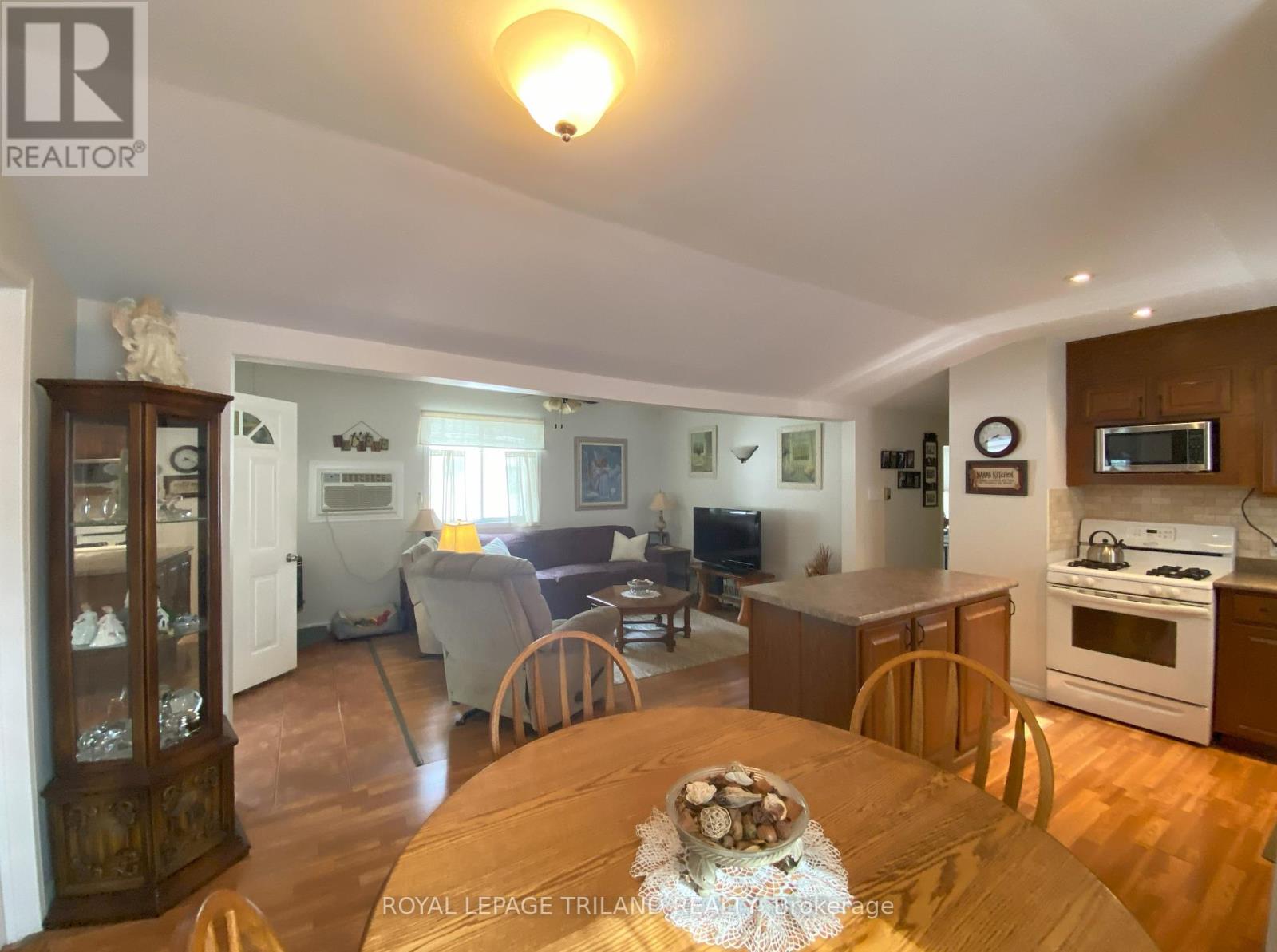 2 - 9951 Northville Crescent, Lambton Shores, Ontario  N0M 2N0 - Photo 11 - X9372957