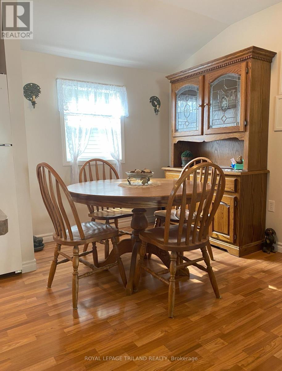 2 - 9951 Northville Crescent, Lambton Shores, Ontario  N0M 2N0 - Photo 12 - X9372957