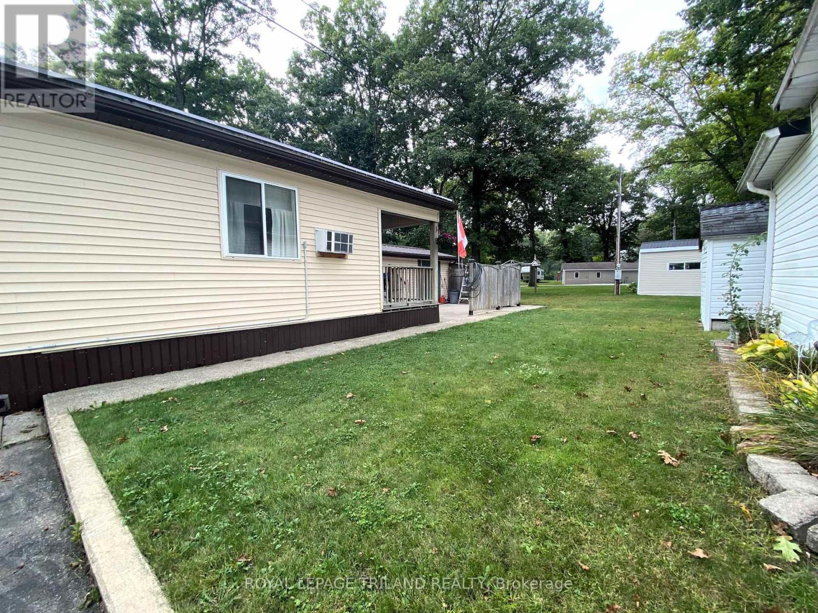 2 - 9951 Northville Crescent, Lambton Shores, Ontario  N0M 2N0 - Photo 32 - X9372957