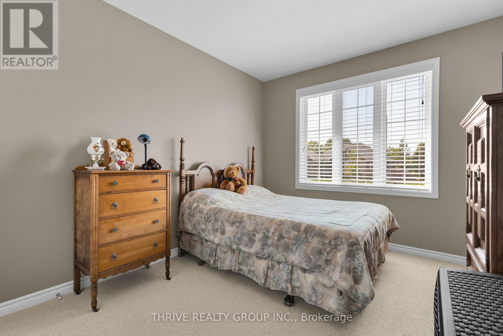 50 Fairview Drive, Lambton Shores (Arkona), Ontario  N0M 1B0 - Photo 18 - X9373148