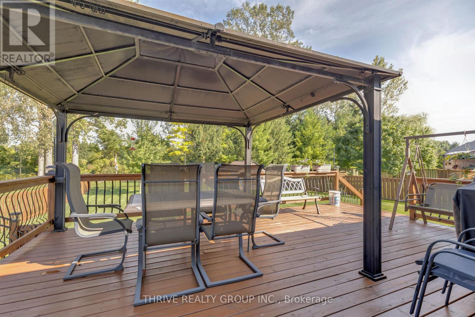 50 Fairview Drive, Lambton Shores (Arkona), Ontario  N0M 1B0 - Photo 31 - X9373148
