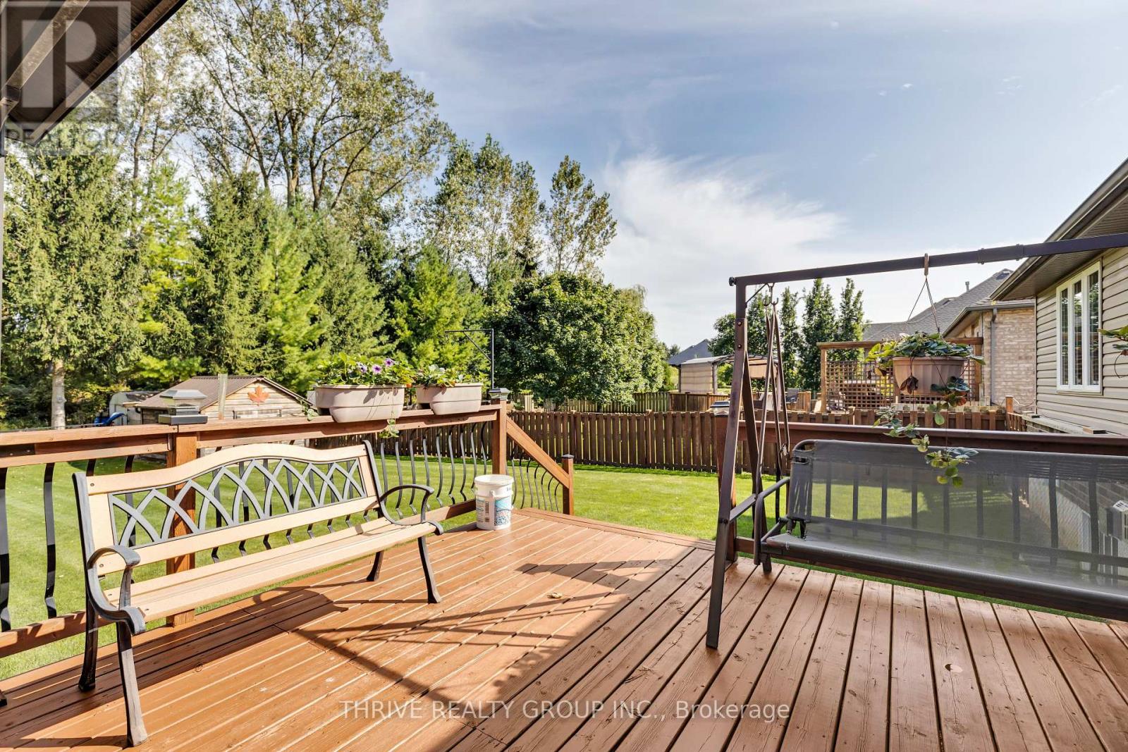 50 Fairview Drive, Lambton Shores (Arkona), Ontario  N0M 1B0 - Photo 33 - X9373148