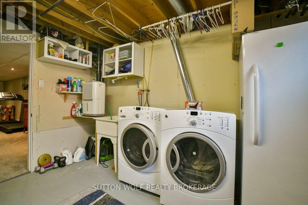 566 Dewan Street, Strathroy-Caradoc (Ne), Ontario  N7G 3C7 - Photo 23 - X9375323
