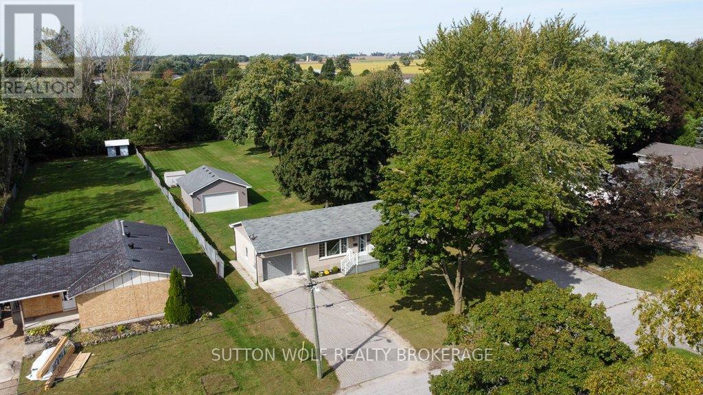 566 Dewan Street, Strathroy-Caradoc (Ne), Ontario  N7G 3C7 - Photo 33 - X9375323