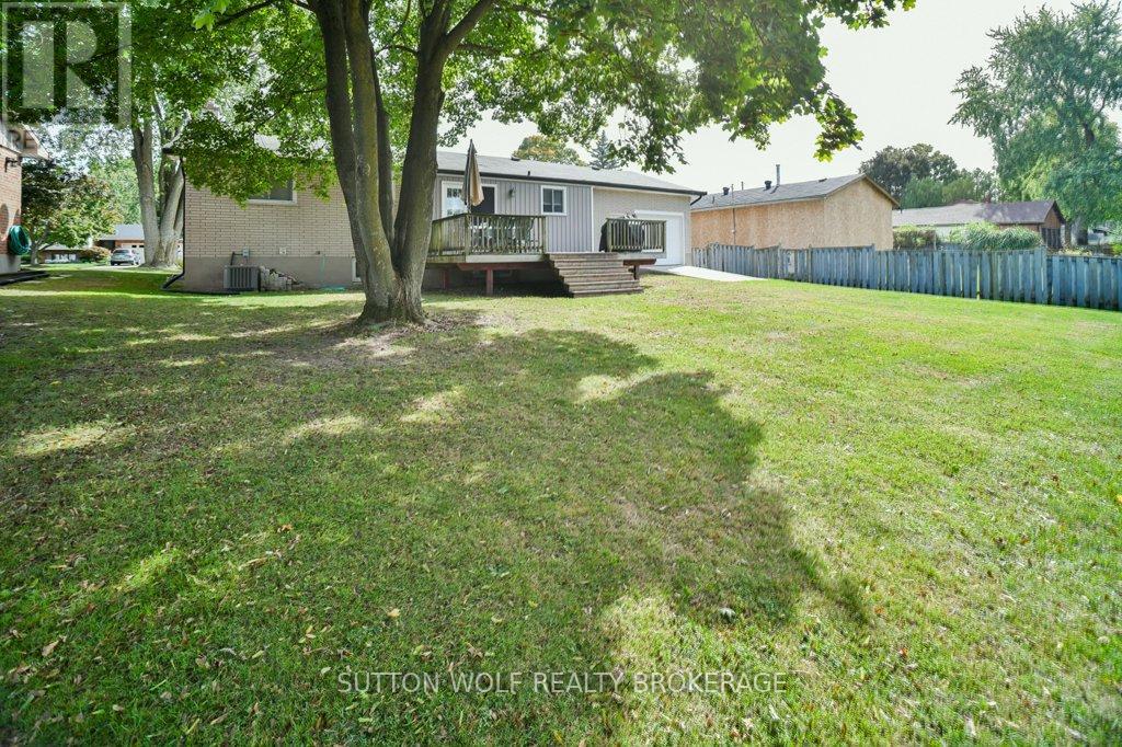566 Dewan Street, Strathroy-Caradoc (Ne), Ontario  N7G 3C7 - Photo 34 - X9375323