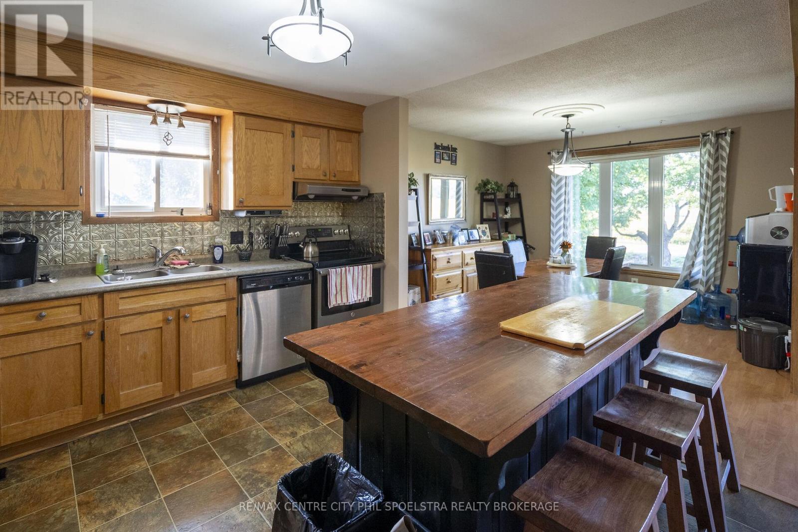 24734 Poplar Hill Road, Middlesex Centre (Ilderton), Ontario  N0M 2A0 - Photo 23 - X9376047