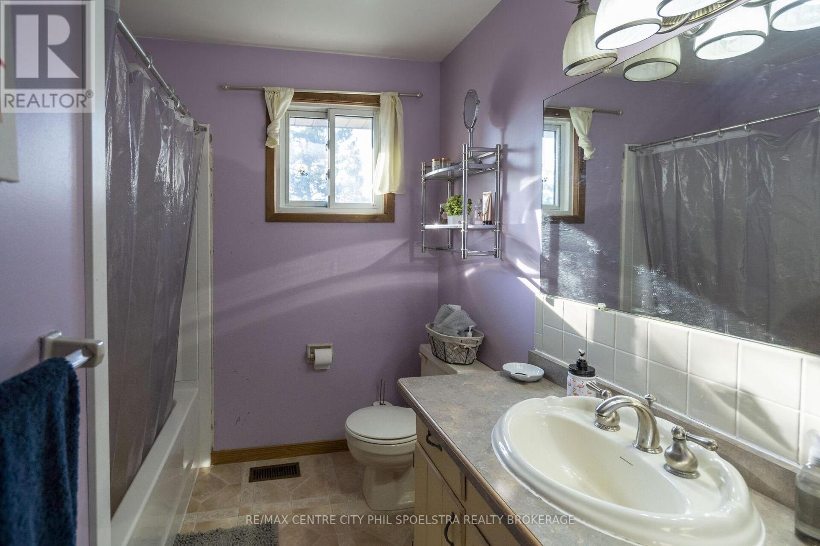 24734 Poplar Hill Road, Middlesex Centre (Ilderton), Ontario  N0M 2A0 - Photo 26 - X9376047