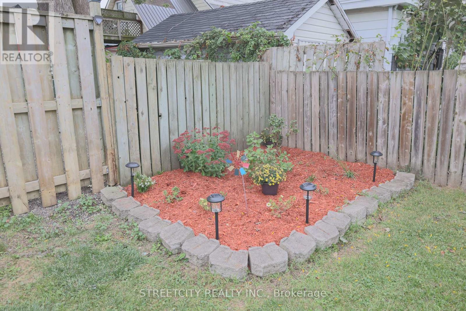 50 Joseph Street, Chatham-Kent (Chatham), Ontario  N7L 3G6 - Photo 7 - X9376401