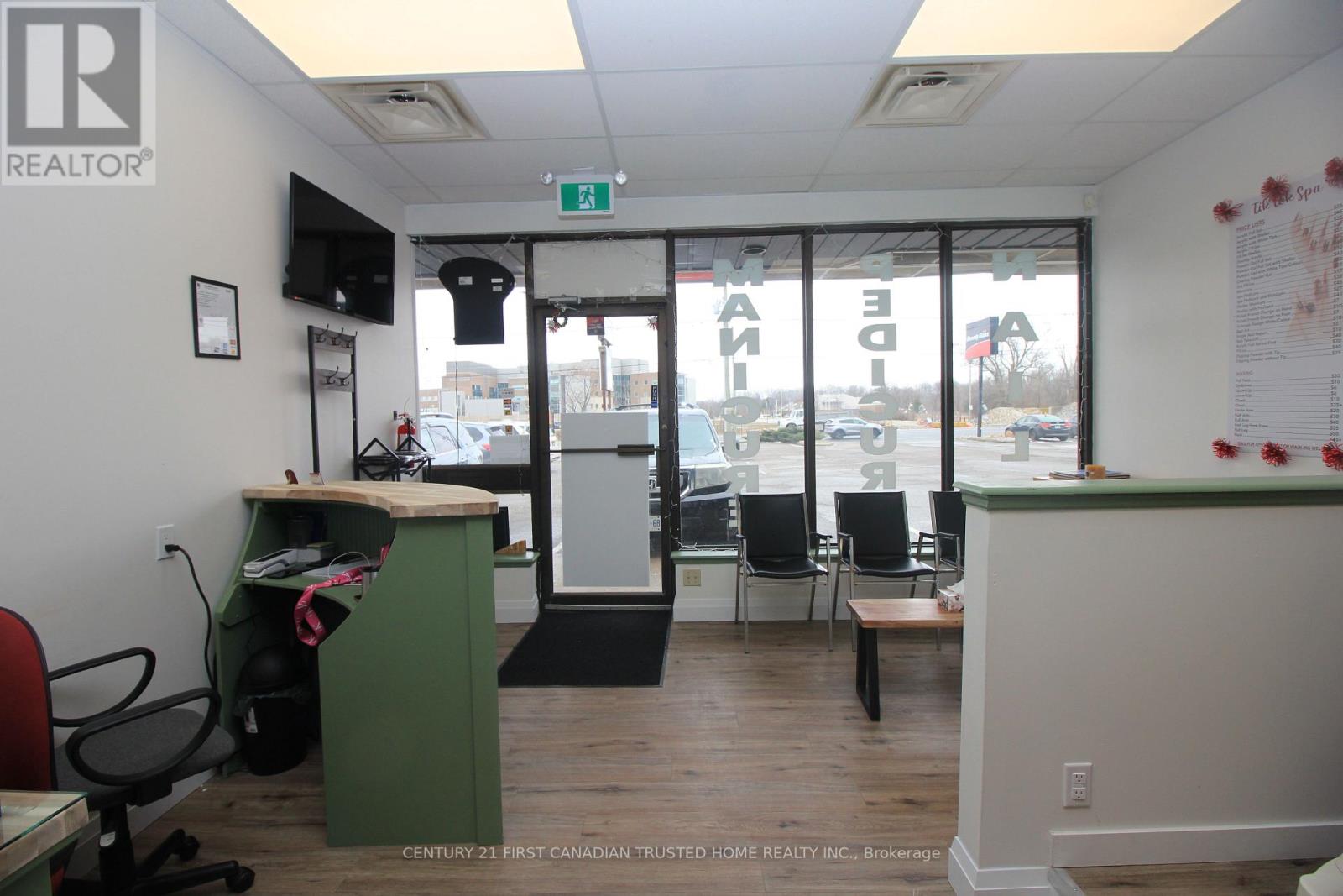 2 - 607 Wellington Street S, London, Ontario  N6C 4R3 - Photo 2 - X9376579